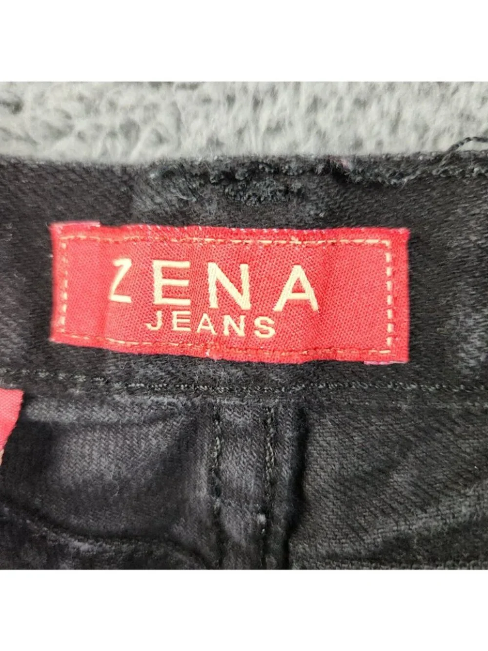 VTG Zena Jeans Size 10 Classic Y2K High Rise Straight Leg Dark Wash Cotton Denim